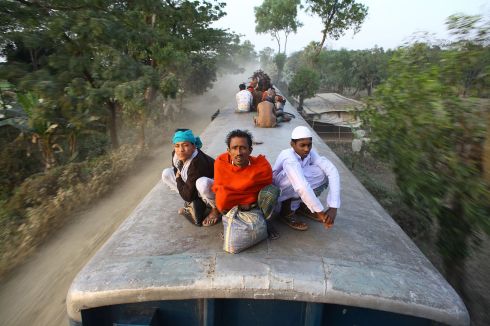 GMB Akash - Nothing to hold on to - 1st place in PEOPLE TRAVEL - 3